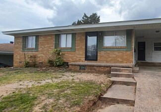 5607 Bluebell Dr, North Little Rock, AR 72118