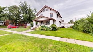 120 E 1st St, Storm Lake, IA 50588