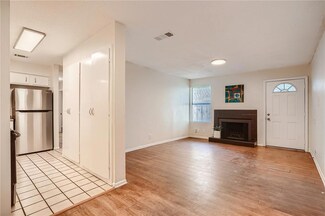 2712 Parker Ln Unit A, Austin, TX 78741