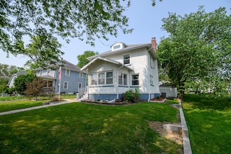 208 N 4th St, Newman Grove, NE 68758