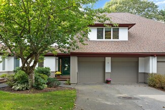 42 Cortland Dr, Sharon, MA 02067