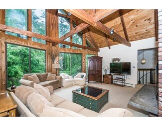 50 Moonpenny Dr, Boxford, MA 01921