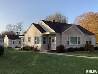 616 NW 5th Ave, Galva, IL 61434
