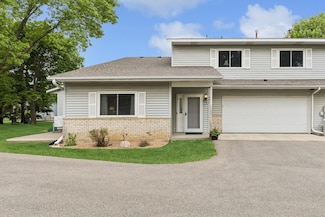 1091 Aston Cir, Burnsville, MN 55337