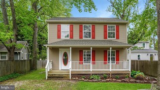 4961 Filbert St, Shady Side, MD 20764