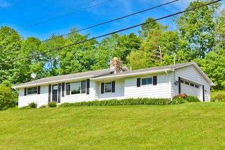 255 Orchard Rd, Mount Bethel, PA 18343