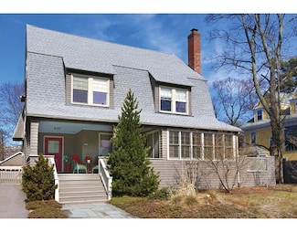 28 Ballard St, Newton Center, MA 02459