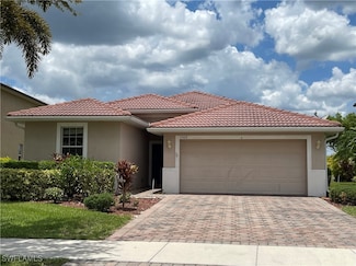 1509 Birdie Dr, Naples, FL 34120