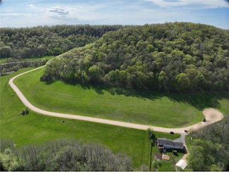 S1524 Shawnee Dr, Alma, WI 54610