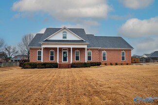 22115 Chickasaw Dr, Athens, AL 35613