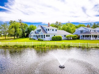 33 Village Way Unit 33, Rockport, ME 04856