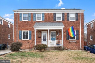 214 S Courthouse Rd, Arlington, VA 22204