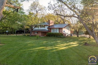 18409 Harveyville Rd, Harveyville, KS 66431