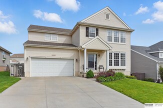 16426 Sherwood Ave, Omaha, NE 68116