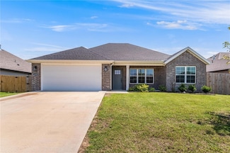 1806 E Hudson Dr, Siloam Springs, AR 72761
