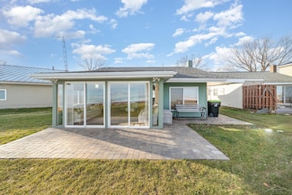 5547 Circle Dr, Standish, MI 48658
