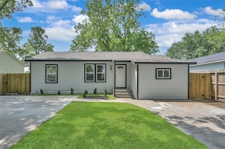 2826 Hopper Rd, Houston, TX 77093