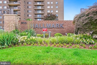 200 N Pickett St Unit 509, Alexandria, VA 22304