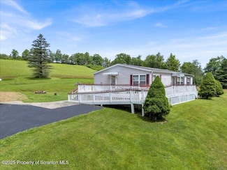 815 Svecz Rd, Union Dale, PA 18470