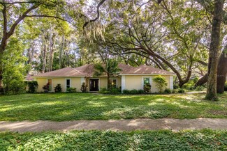 16103 Chancery Place, Tampa, FL 33613