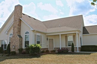 1038 Burgundy Cir, Pennsburg, PA 18073