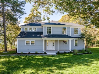7 Vinland Dr, South Dennis, MA 02660