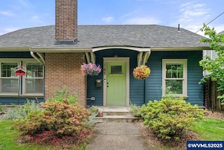 165 15th St SE, Salem, OR 97301