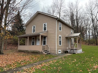 41413 Murray St, Hydetown, PA 16328