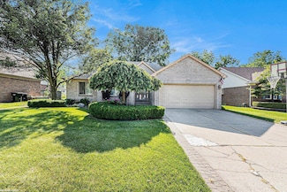 33099 Monticello Dr, Sterling Heights, MI 48312