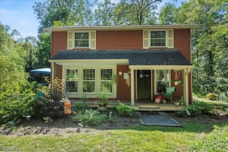 7 Laurel Ave, Branchville, NJ 07826