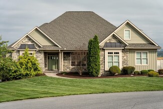2930 Greenway Ct, Rockingham, VA 22802