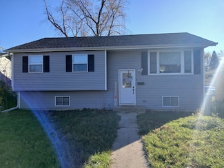 2121 Carmel Blvd, Zion, IL 60099