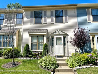 37 Rachel Ct Unit 8, Freehold, NJ 07728