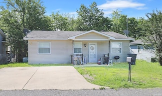 138 Iowa St, Hot Springs National Park, AR 71901