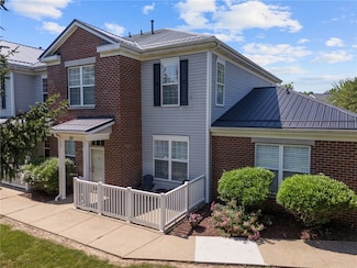 1005 Sonie Dr, Sewickley, PA 15143