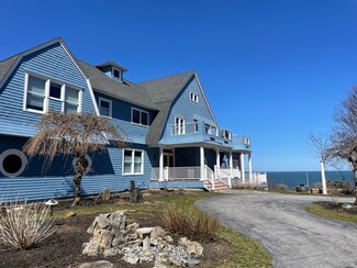 9 Pebble Cove Rd, York, ME 03902