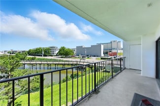 500 Pacific Ave Unit 202, Virginia Beach, VA 23451
