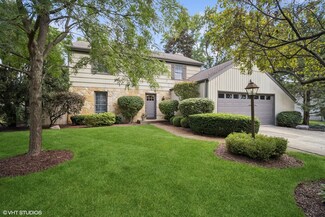 2266 Southbridge Ln, Northbrook, IL 60062