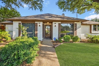 2000 E Branch Hollow Dr, Carrollton, TX 75007