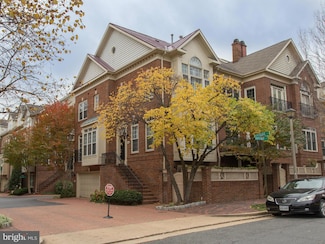 826 Rivergate Place, Alexandria, VA 22314