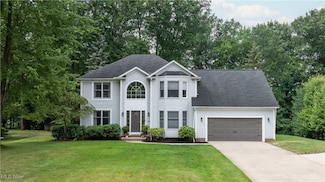 35855 Spicebush Ln, Solon, OH 44139