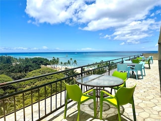 134 Kapahulu Ave Unit 707, Honolulu, HI 96815