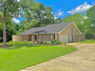 3049 Creekwood Dr, Cantonment, FL 32533