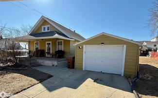 212 E 7th St, Carroll, IA 51401