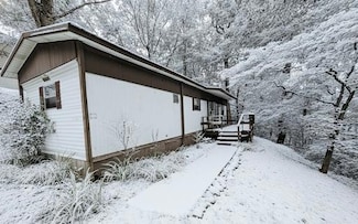 135 York St, Marion, VA 24354