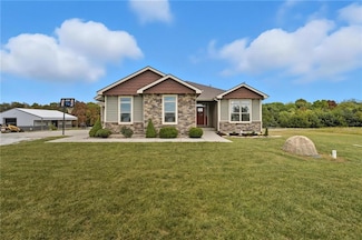 4385 Missouri Dr, Ottawa, KS 66067