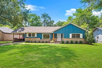 202 E Parker Rd, Nacogdoches, TX 75965