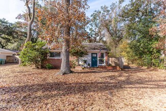 1803 Battery Park Dr, Port Royal, SC 29935