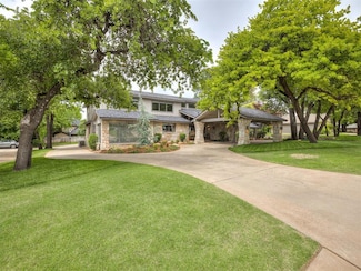 1011 Saint Andrews Dr, Edmond, OK 73025