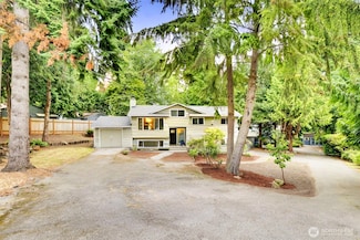 812 NE 175th St, Shoreline, WA 98155